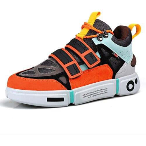 New Skate Shoes Mens breathable sports shoes outdoor fashion mens sports shoes high to help light skate shoes