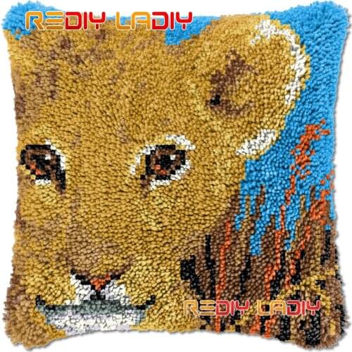 Latch Hook Cushion Lion Cub DIY Needlepoint Kits Chunky Acrylic Yarn Arts Crocheting Lofty Pillow Case Hobby & Crafts