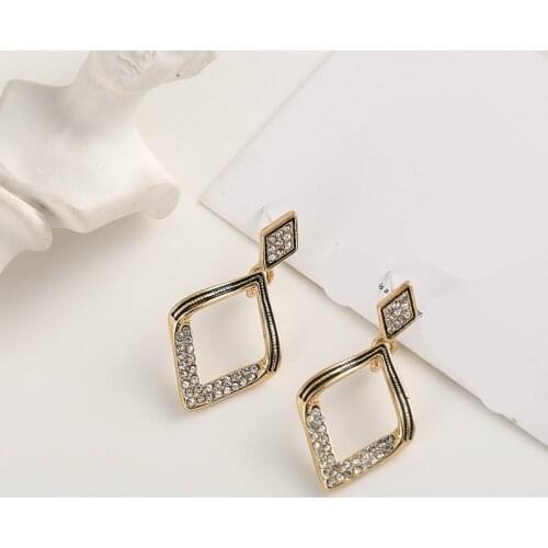 Punk Fashion Earrings 2020 New Temperament Earrings Cold Wind Crystal Geometric Personality Earrings Womens Wholesale