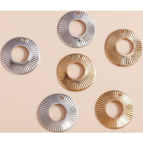 50pcs/lot 18*18mm Hollow Round Charms Pendants Gold Silver Color Metal Sheet DIY Making Necklace Earrings Jewelry Accessories