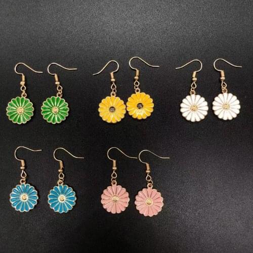 Korean Daisy Flower Drop Earrings Cute Sunflower Dangle Earrings For Women Girls Lovely Summer Fashion Jewelry Gifts