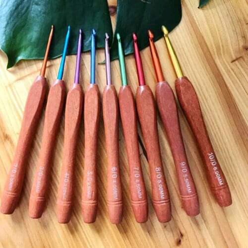 High-End Custom Crochet Wooden Handle Aluminum Color Suit Knitting Needles Sweater Yarn Accessories Clothing Sewing Supplies