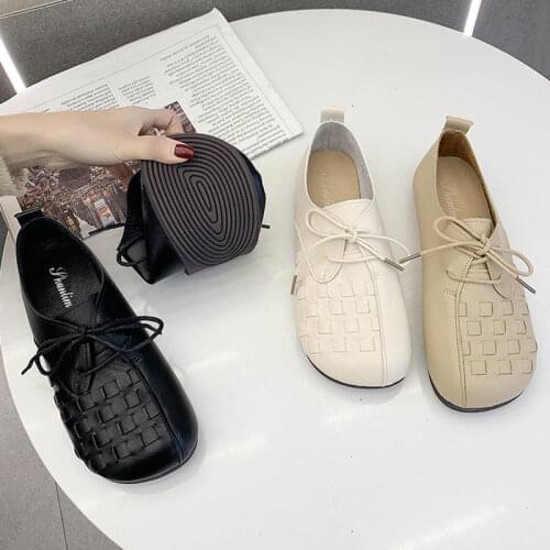 Womens leather shoes spring and autumn 2021 new retro woven flat bottom British wind peas shoes womens shoes mules PU
