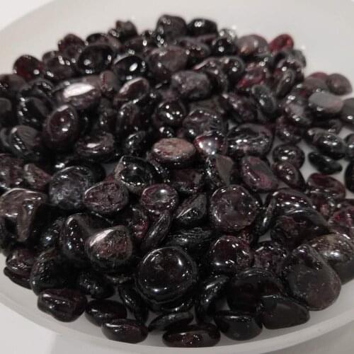 100g Natural Garnet Gravel Quartz Crystals Healing Energy Stone Rock Mineral Fish Tanks and Aquariums Decoration