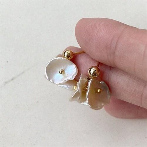 FFLACELL Korea 2021 New Retro Simple S925 Irregular Freshwater Pearl Flower Stud Earrings for Women Girl Exquisite Chic Jewelry