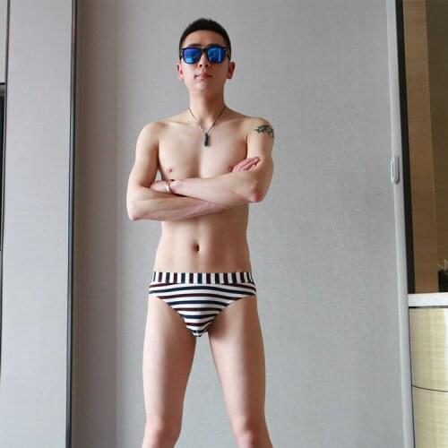 Wholesale mens cotton underwear briefs European size loose and breathable youth mens briefs u-pouch