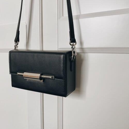 2020 new simple chain small square bag fashion leather shoulder Messenger bag organ bags women