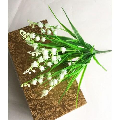 Artificial flowers plastic Lucky grass Lily of the valley Grass imitation grass flowers Artificial flowers Holding flowers