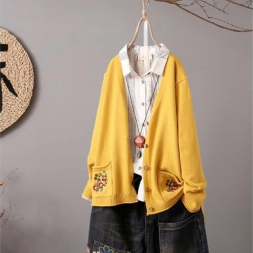 Spring and autumn jacket women knitting outer cardigan sweater women Korean loose embroidery flowers v-neck top women
