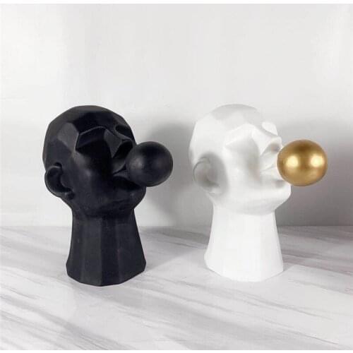 Black and White Resin Bubble Gum Character Ornaments Abstract Art Human Head Sculpture Crafts Bookcase Decoration High-end Gifts
