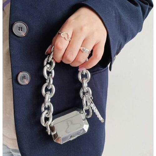 Vintage Bracelet Chain Square Case for Apple Airpods 1/2/3 Earphone Protective Case Plating Charging box Airpods Pro Cover