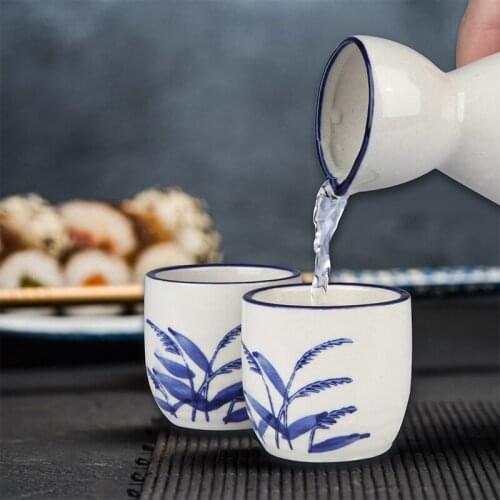 5PCS Japanese Style Sake Wine Home Sake Wine Set Vintage Ceramic Sake Pot Cups Office Flagon Liquor Cup Drinkware Creative Gifts