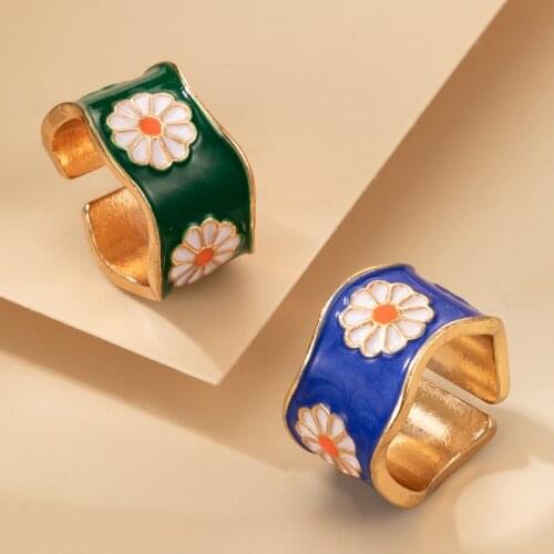 2021 New Korean Small Daisy Flower Joint Rings for Women Men Colorful Dropping Oil Opening Enamel Party Couple Rings anillos