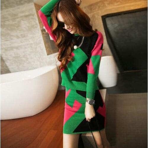 Spring new long-sleeved womens knitted sweater hip dress set skirt slim fashion two-piece short skirt