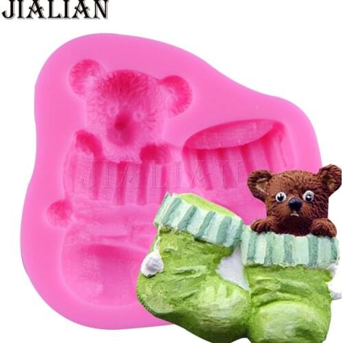 DIY 3D Sock Bear Silicone Mold Baby Fondant Cake Mould Cake Decoration Molds Chocolate Cake Tool soap mould T0863