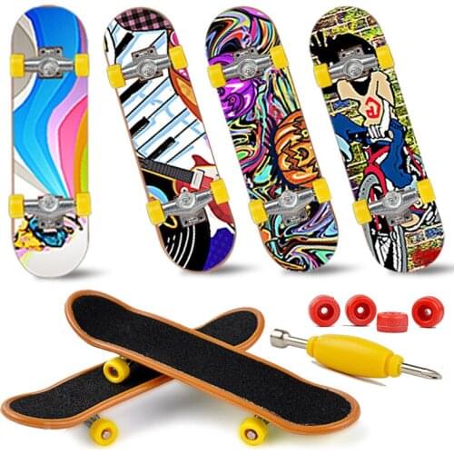 Finger Skating Board Set Fingerboard Skate Boarding Mini Fingerboard Random Fingertip skateboard Kids children Table Game Toy