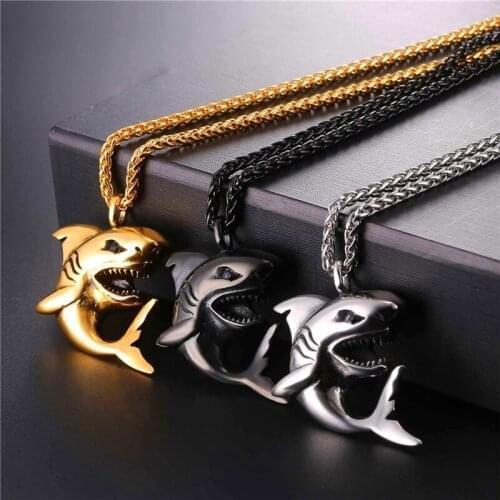New Shark Pendant Animal Pendant Fashion Hollow Mens Necklace Creative Hip Hop Atmosphere Party Jewelry Accessories