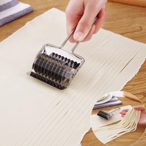 Stainless Steel Kitchen Cooking Tools Manual Pressing Machine Roller Docker Dough Pasta Cutter Noodles Cut Knife Spaetzle Makers