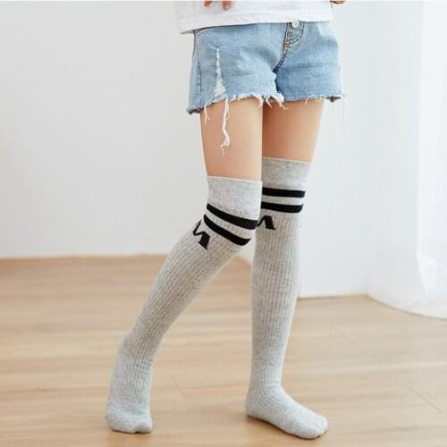 YZ-S-XH-0017 Autumn and winter new style over the knee stockings baby socks in children stockings fashion children socks