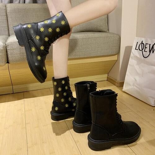 2021 New Sweet Ankle Boots Women Autumn Daily Casual Shoes Woman 3cm Med Heels Female Metal Circle with Pearl Boot Hot Sell