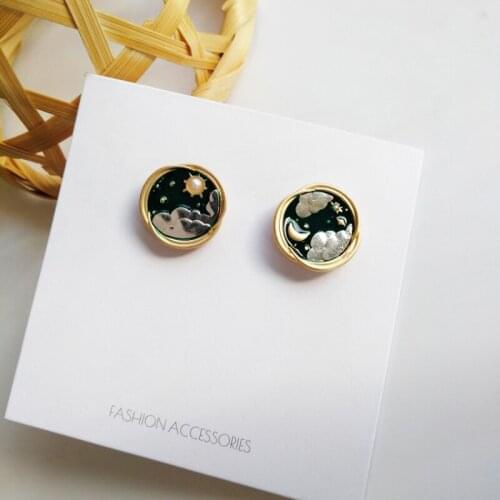Han Edition Geometric Asymmetric Krestin Moon Stud earrings Contracted Irregular Earrings Hip Hop/Rock Eardrop Women Jewelry