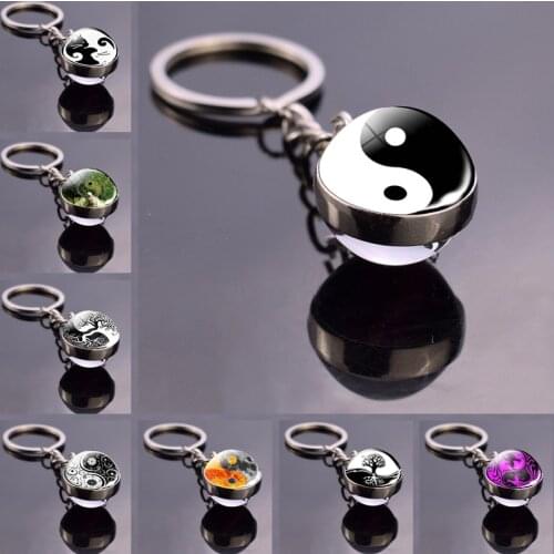 Yin Yang Keychain Yin and Yang Jewelry Glass Ball Key Chain Double Sided Keyring Yin Yang Jewelry Black and White Key Buckle