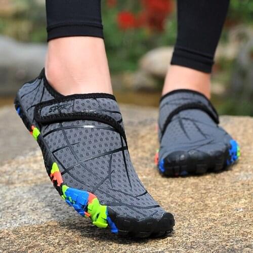 2020 Unisex Beach Aqua Water Man Shoes Quick Dry Sea Diving Swimming zapatos hombre shoes woman sneakers Big Size fishing