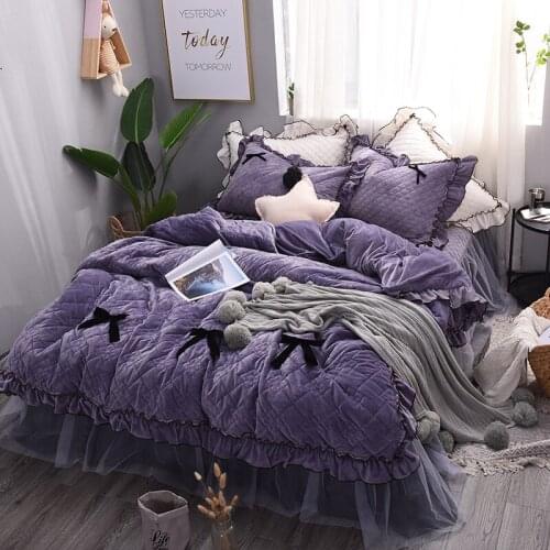 GY Thickening Rhinestone Velvet Four-Piece Princess Style Lace Edge Quilted Coral Fleece Bedding Winter Thermal Flannel