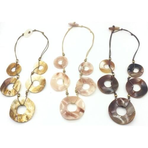 Choker Acrylic Round Pendant Leather Rope Chain Kolye Necklace Women Jewelry Collares Harajuku Colar Collier femme collar mujer