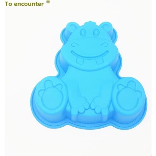 To encounter 20*19.5*4.5CM 168G 2pcs/lot Lovely Pet Cattle Baking Cake Mold 3D Silicone Cake Pans Baking Pastry Tools