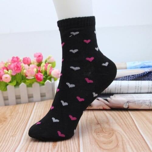 Quality Fashion Women Socks Cute Lovely Heart-shaped Candy Sweet Classic Balck White Colors Sock For Four Seasons Free Shipping