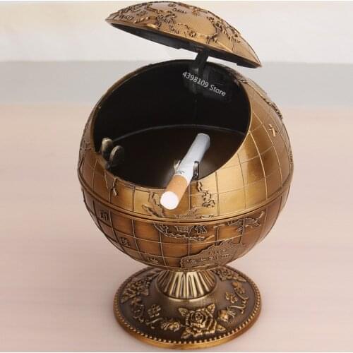 European retro home ashtray creative personality trend spherical metal lid multi-functional office ashtray smoking accessories