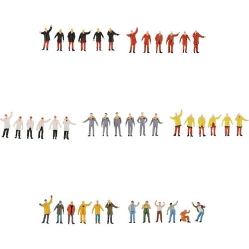 1/50 Characters Little Figures People Street Road Scenery Playset