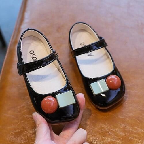 Girls Candy Colors Small Leather Shoes 2020 Autumn New Fashion Childrens Princess Dance Shoes Kids Performance Pearl Shoes