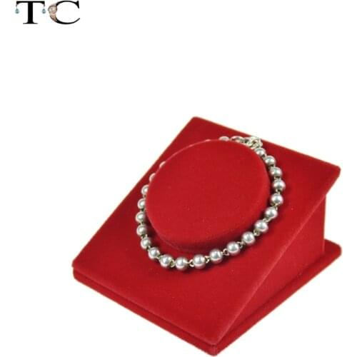 Superior Red Velvet Bracelet Jewelry Display Stands Holder Portable Stud Bangle Organizer Show Case Rack 8.5*8.5*5cm