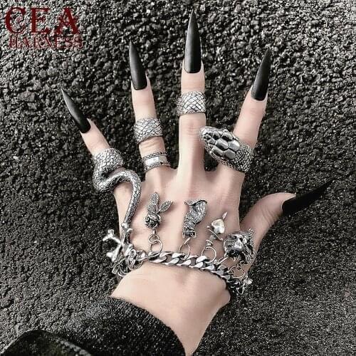 CEA 2021 New Arrival Gothic 4Pcs/Set Rings For Women Vintage Punk Metal Snake Ring Set Harajuku Fashion Party Jewelry Anillos