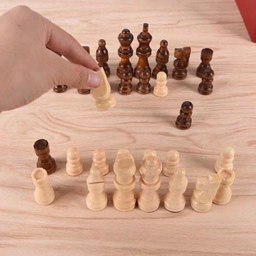 32pcs high-grade Wooden Folding Chess Set with Felted Game Board Interior for Storage Adult Kids Beginner Large Chess 140g