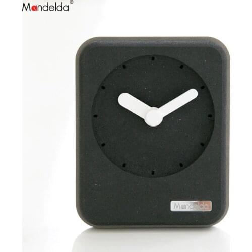 Mandelda 3D Vintage Digital Small Wood Table Watch Mini Modern Home Decoration Promotional Desk Clock