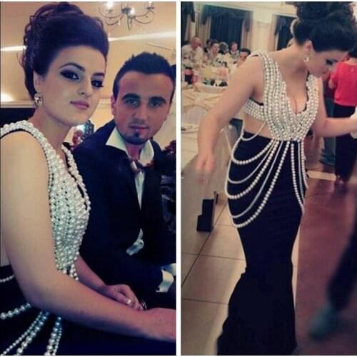 2019 Glamorous Pearls Tassel Mermaid Black Dubai Evening Dresses Cut Out Prom Gowns Slim Waist Beaded Custom Robe De Soiree