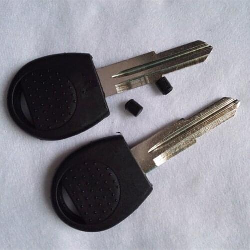 DAKATU Transponder Key Shell Chip Car Key Cover For Chevrolet AVEO Sail Lova Car Key Blank Case