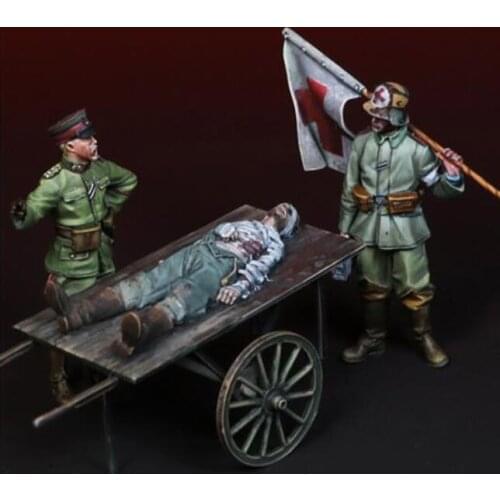 1/35 Resin Model Building Kit Figure Soldier healing