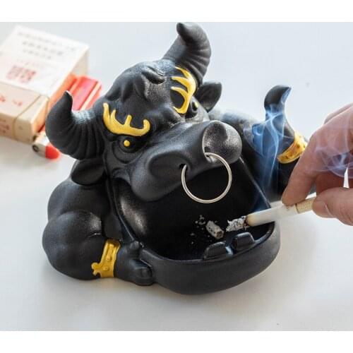 Creative Cartoon Cow Ashtray Anti Fly Ash Car Home Living Room Large Capacity Ceramic Ashtray Home Decoration Gift for Boyfriend