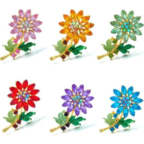 Fashion Diamond Brooch Creative Flower Shape Brooch Pins For Women Girls Luxury Party Metal Pins Fashion Jewelry High Quality