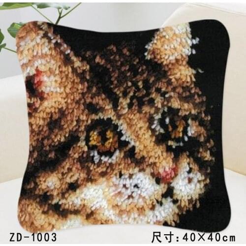 Cross stitch pillow / Placemats "do it yourself" method of needlework kit latch hook rug kit / embroidered pillow--Cat