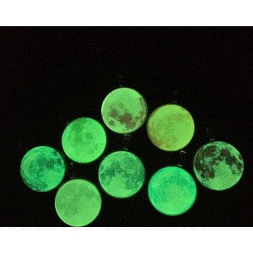 Original Luminous Galaxy Planet Pendant Necklace Women Fashion Cute Girls Crystal Cluster Necklaces Women Jewelry Party Gifts