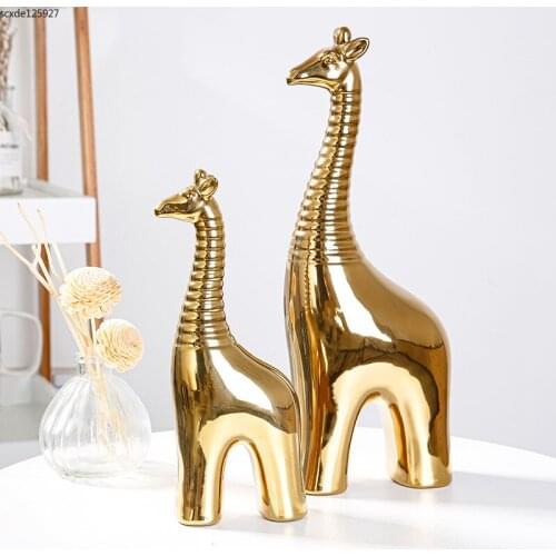 Nordic Luxury Golden Giraffe Ceramic Sculpture Cartoon Cute Animal Statue Desktop Crafts Decoration Wedding Gift Home Decoration