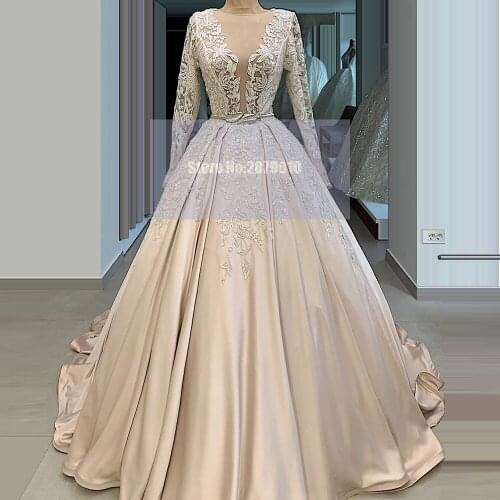 Champagne V-Neck Evening Dress Ball Gown Long Sleeves Applique Beaded Sash Floor-Length Prom Dress Celebrity Dress 2020 Dubai