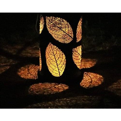 Solar LED Lantern Hanging Light Retro Hollow Metal Cloud Lantern Outdoor Garden Decor Lamp Retro Garden Solar Lamp
