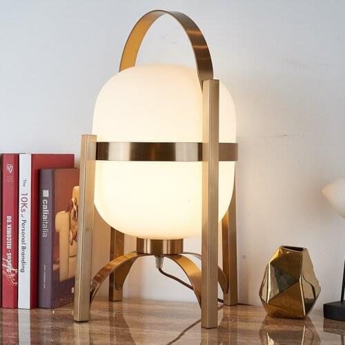 Luxury, post-modern table lamp, bright living room, romantic model room, glass personality art, new Chinese table lamp