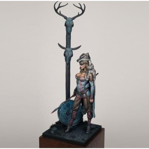 1/24 70mm Resin Figure Building Kit Female Soldier